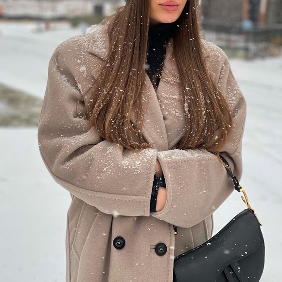 Max Mara Madame iconic coat like new! Color cacha - Picture 8 of 11